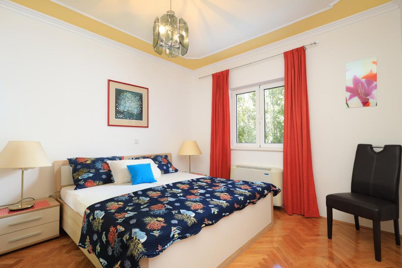 Family Friendly Seaside Apartments Brodarica, Sibenik - 15270 Exterior photo