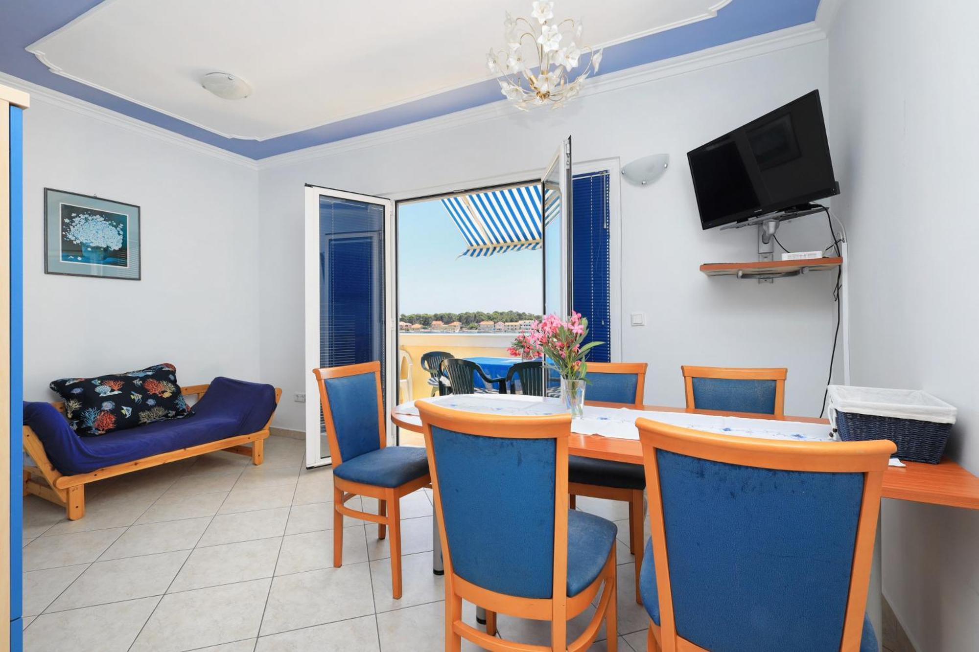 Family Friendly Seaside Apartments Brodarica, Sibenik - 15270 Room photo